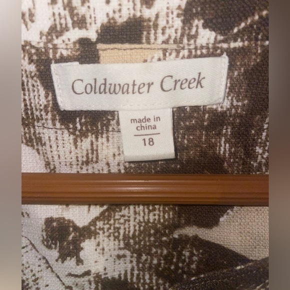 Coldwater Creek Blazer with buttons - Picture 5 of 7